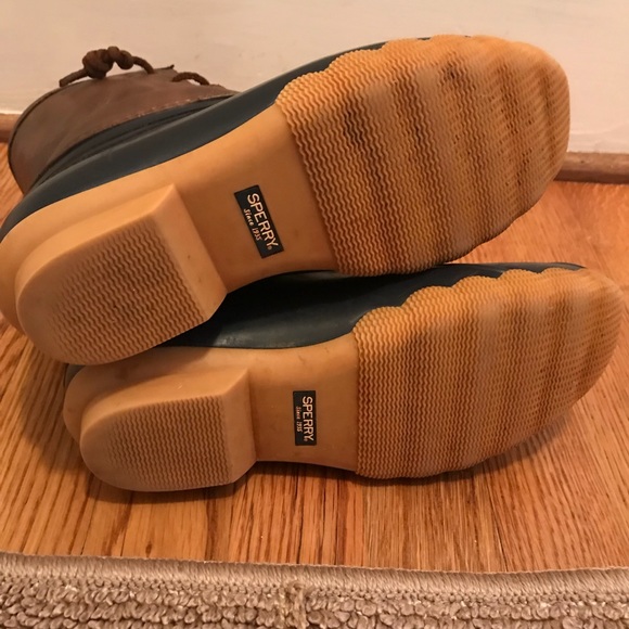 Sperry Duck Boots - great condition - Picture 5 of 6